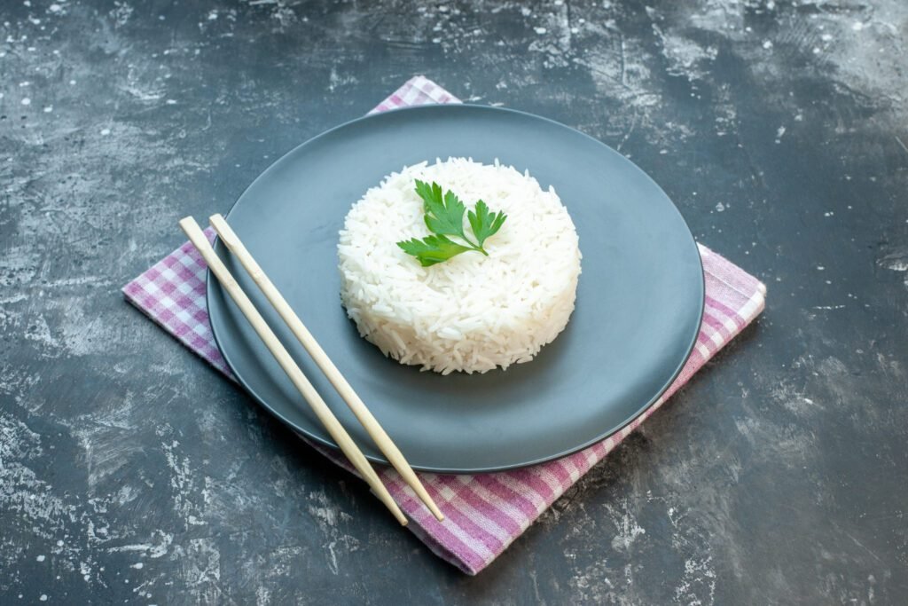 Wie man perfekten Reis kocht - nicht im Wasser kochen